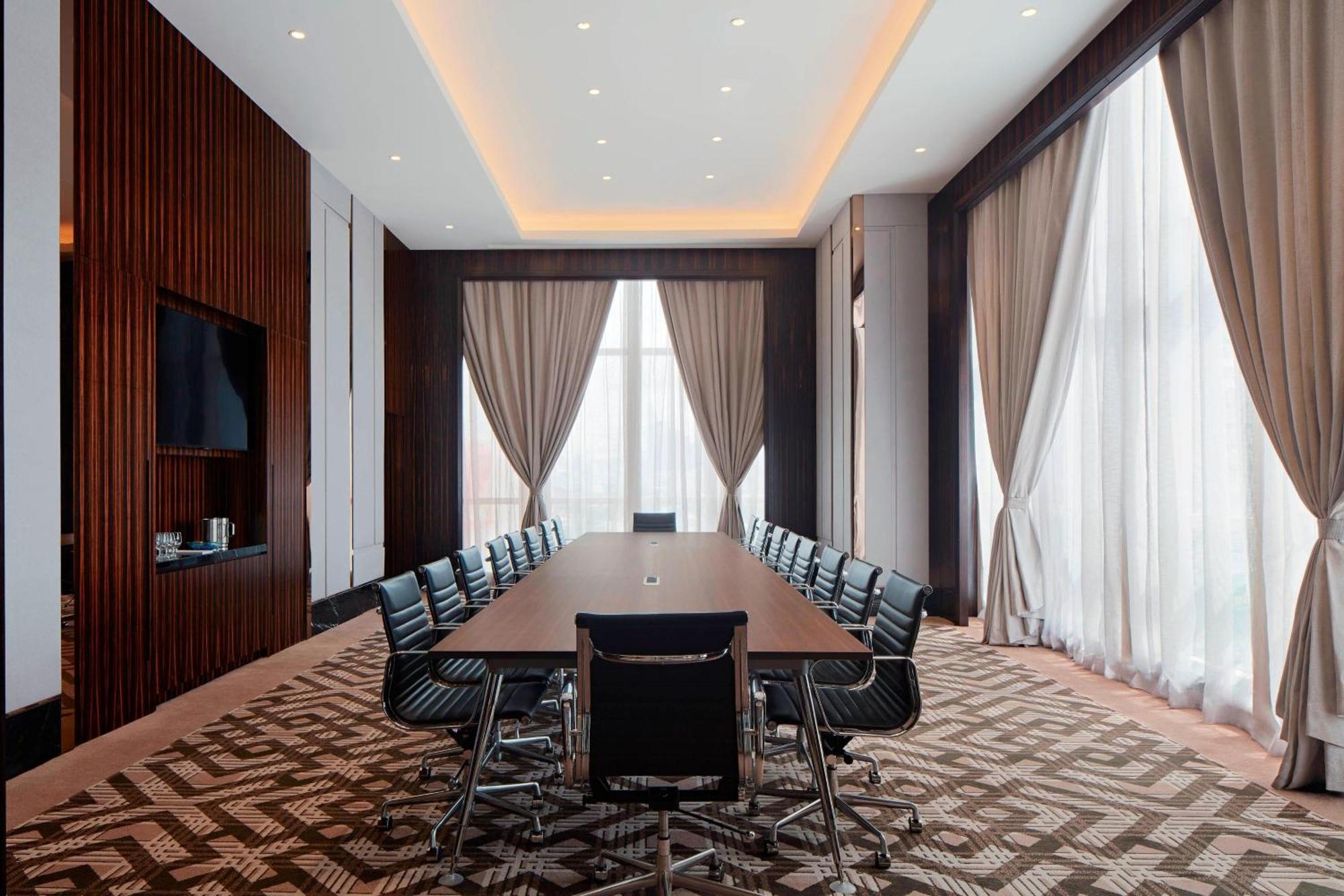 Sheraton Petaling Jaya Hotel Esterno foto Meeting room